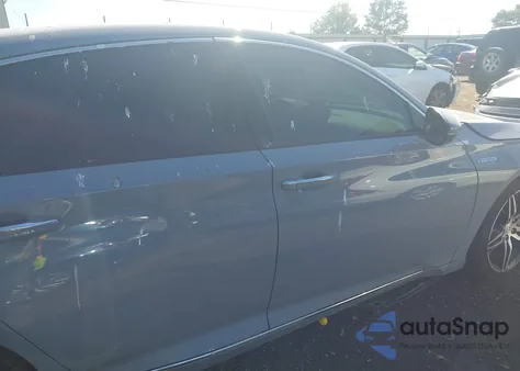 2021 Honda Accord Hybrid Touring from USA, damaged, VIN 1HGCV3F98MA005566